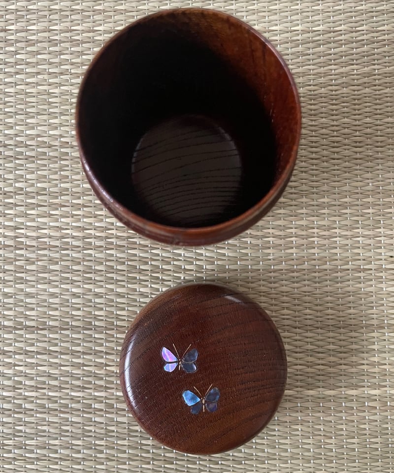 美品:在銘桐箱付き】中林星山造 春草ニ蝶 欅 長棗 春野 棗 | ginyoudo