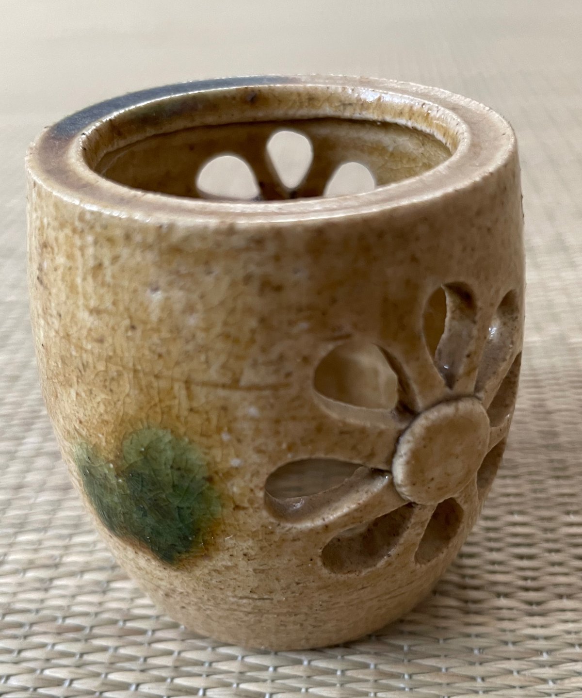 在銘 美品】山口茂造 菊 透かし 黄瀬戸 蓋置 茶道具 | ginyoudo