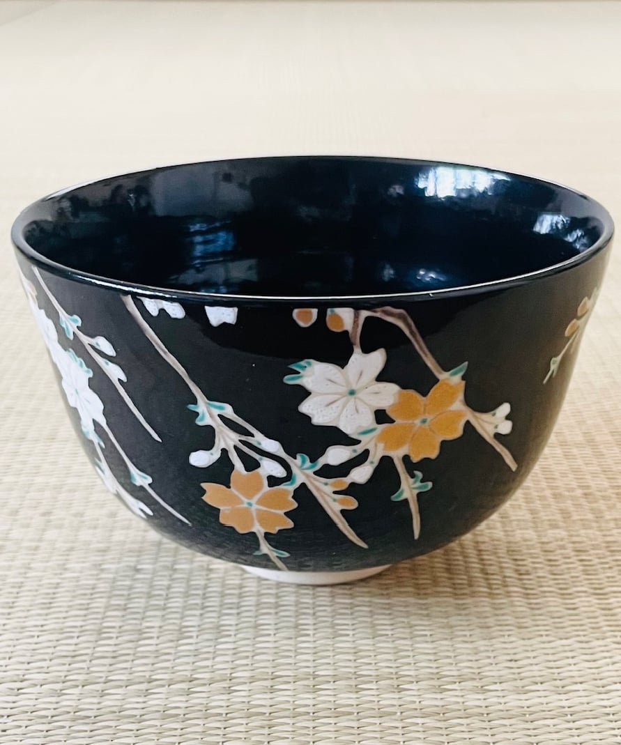在銘 紙箱付】宮地英香 黒仁清 桜 さくら 茶碗 | ginyoudo