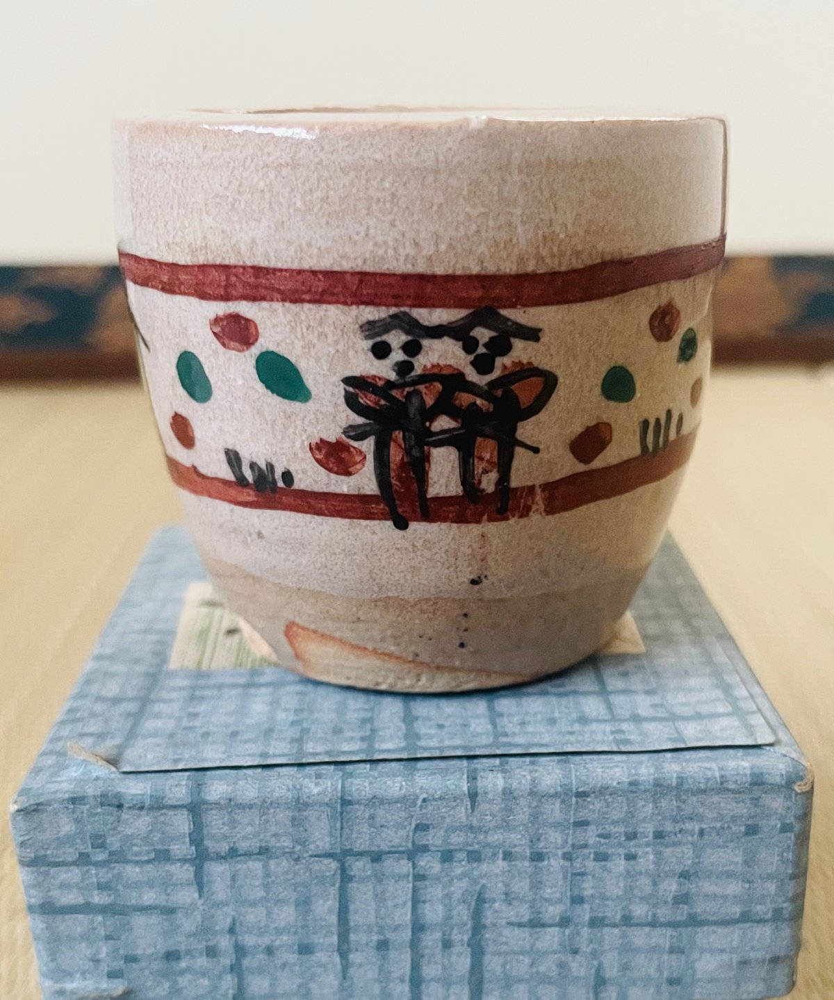 赤膚焼 奈良絵 小川二楽 花瓶 紙箱 栞付 美品】赤膚山 小川二樂造 赤膚焼 奈良絵 蓋置 | ginyoudo