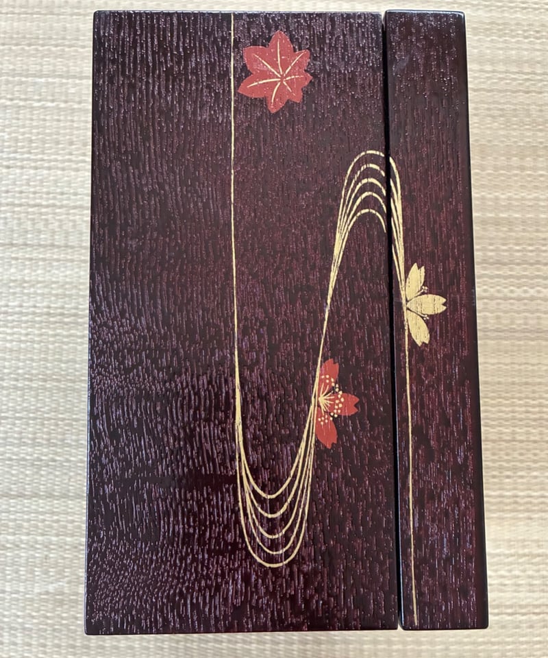 美品】 利休茶箱/茶筅筒平棗セット 花筏に竜田川と銀杏 桐製 茶箱