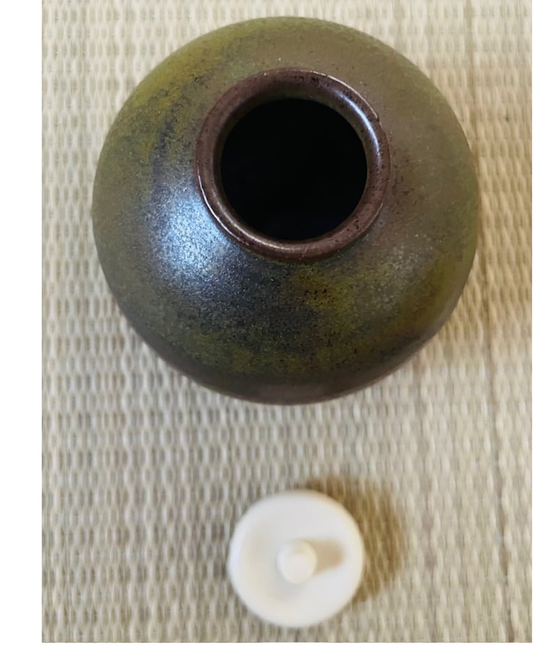 桐共箱 名物裂仕覆付美品】信水窯 丹波茄子茶入 笹蔓緞子 | ginyoudo