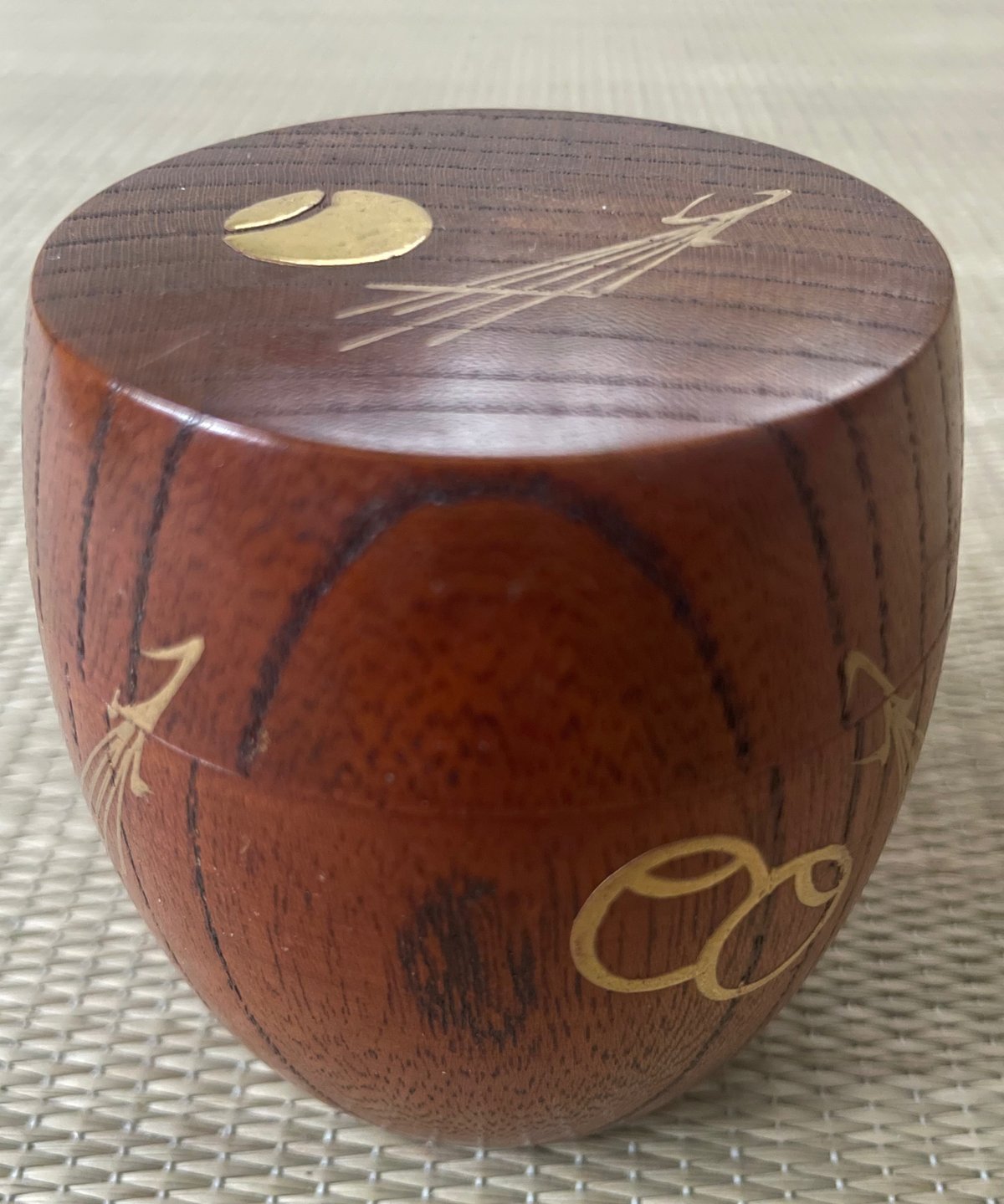 美品】拭漆 欅 胴張棗 ツボツボ文様に五葉の松 | ginyoudo