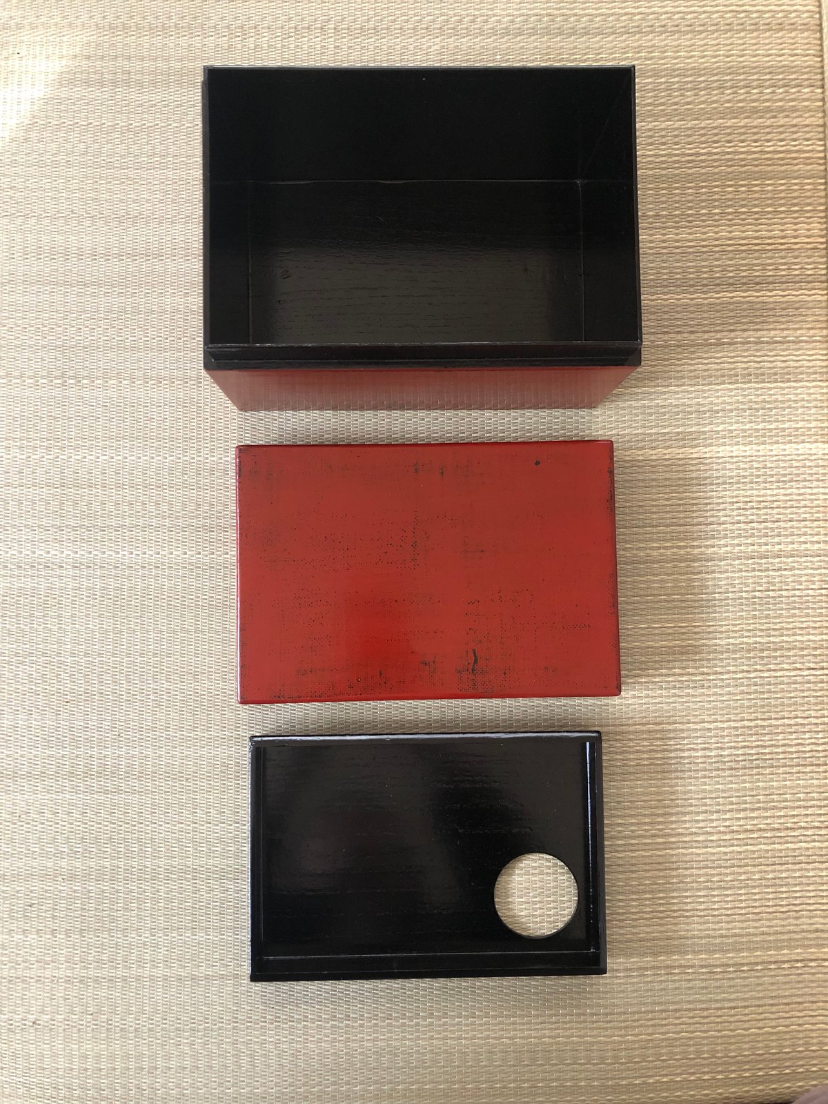 美品】根来塗り布目風茶箱/根来塗り平棗・茶筅筒・香合・羽箒セット