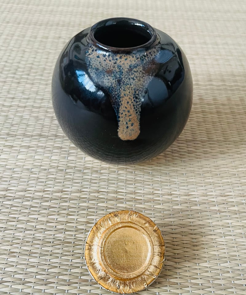 美品 紙元箱 仕覆栞付】渦金襴 仕覆付 中村陶六造 文林茶入れ | ginyoudo