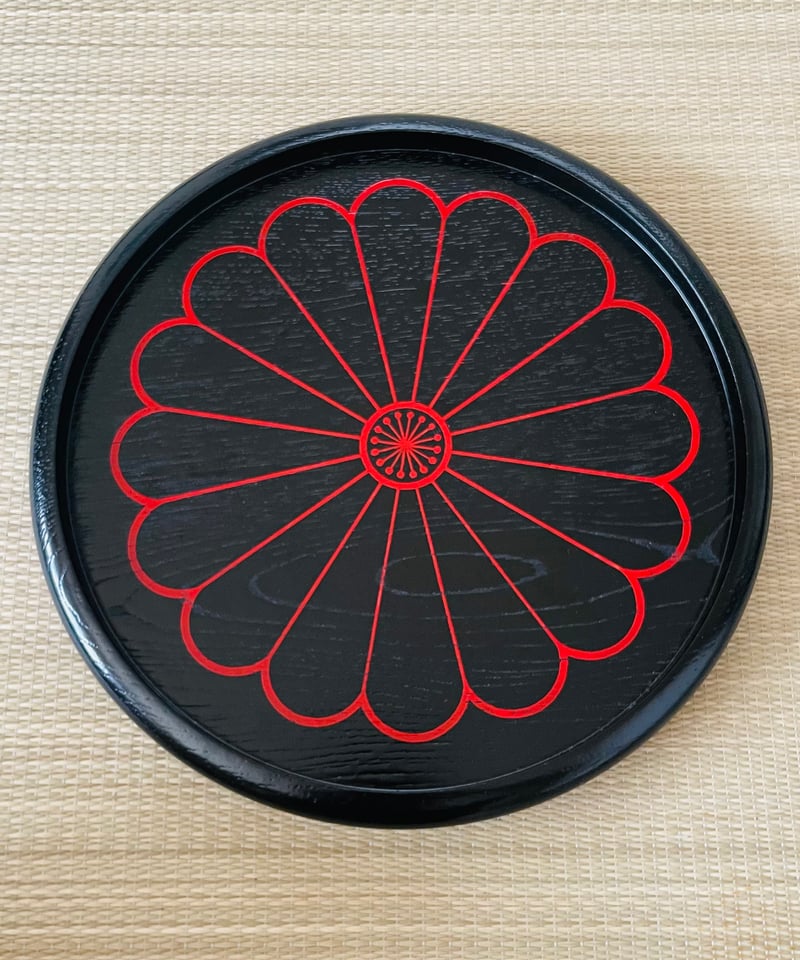 紙箱付美品】象彦謹製 大原盆 木製漆塗 菊紋様 干菓子盆 | ginyoudo