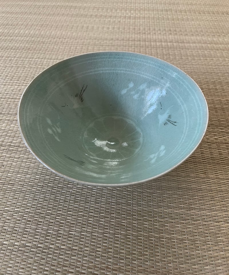 美品 桐共箱付】沙音窯 松月 金鐘浩造 高麗青磁 平茶碗 | ginyoudo
