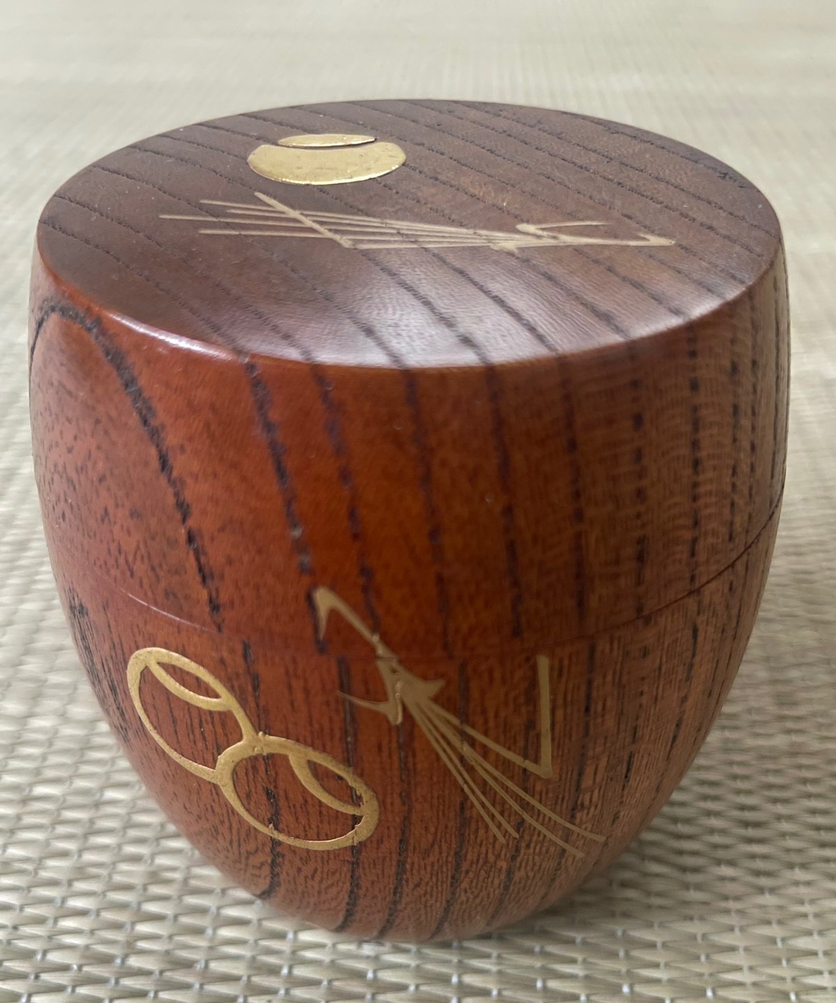 美品】拭漆 欅 胴張棗 ツボツボ文様に五葉の松 | ginyoudo
