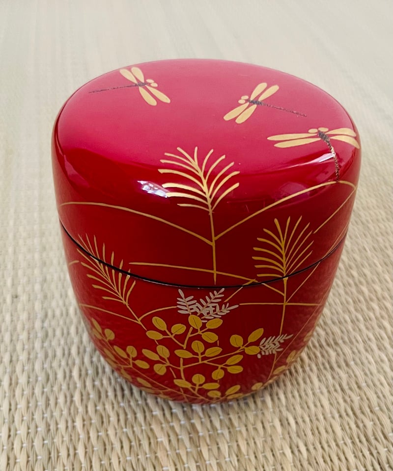 木製 漆塗り】トンボ秋草（芒とハギ）絵図 蒔絵 中棗赤 | ginyoudo