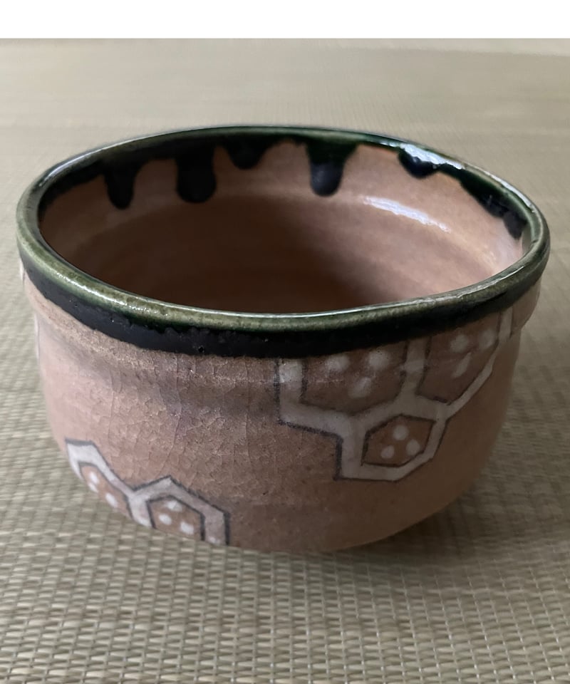 茶碗 織部 菊泉窯 源彦 木箱 共箱 在銘 作家物 茶器 抹茶碗 茶道具 美品桐箱付き】在銘 菊泉窯 田中源彦造 赤織部 織部焼茶碗 | ginyoudo