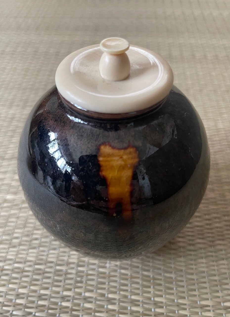 極美品 桐共箱付】山口茂造 仕覆付き 瀬戸 文琳茶入 雨龍間道 仕覆付き
