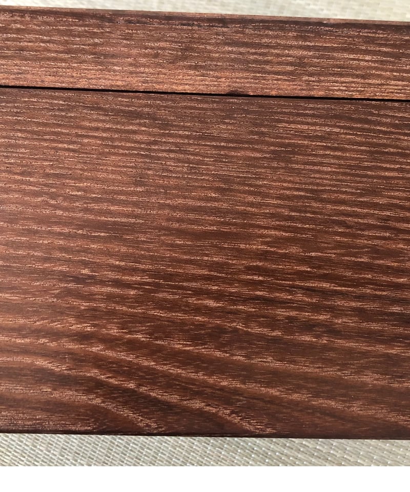 F1310 仙水正之 桑 三重棚 共箱(紙箱)　高さ69cm 棚 茶棚 茶道具 F1310 仙水正之 桑 三重棚 共箱(紙箱) 高さ69cm 棚 茶棚 茶道具