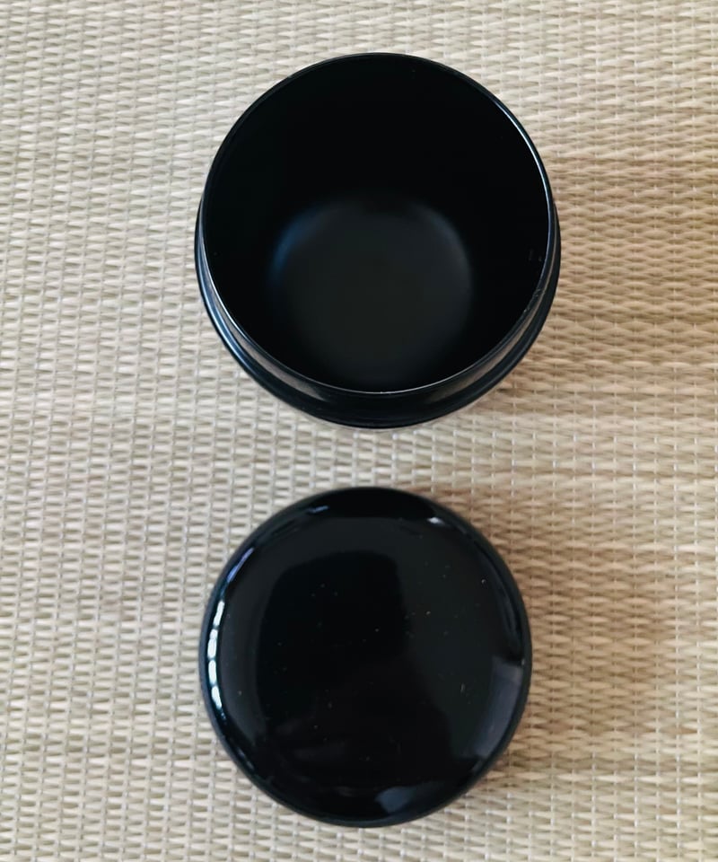 美品 未使用保管品】木製 漆塗り 仕覆付き黒棗 正絹名物裂「十色間道