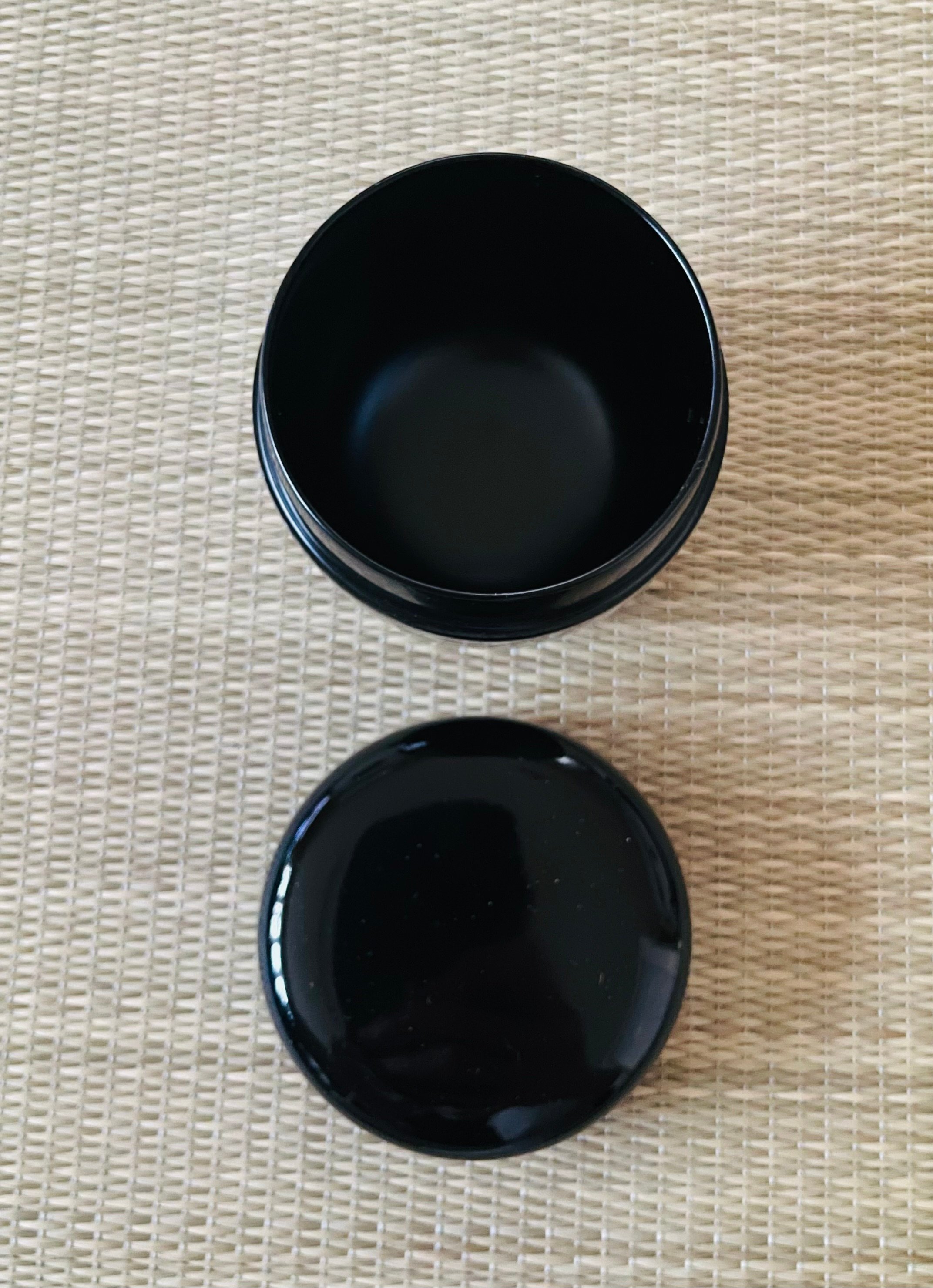 山中塗真塗　中棗✴︎お仕服 美品 未使用保管品】木製 漆塗り 仕覆付き黒棗 正絹名物裂「十色間道