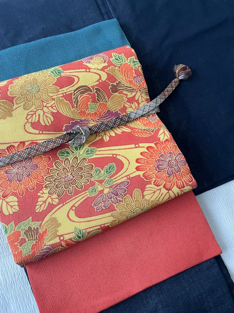 未使用保管品】正絹 型染め 縮緬 菊柄 名古屋帯 | ginyoudo