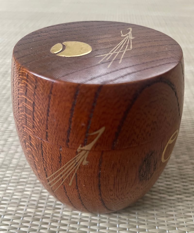 美品】拭漆 欅 胴張棗 ツボツボ文様に五葉の松 | ginyoudo