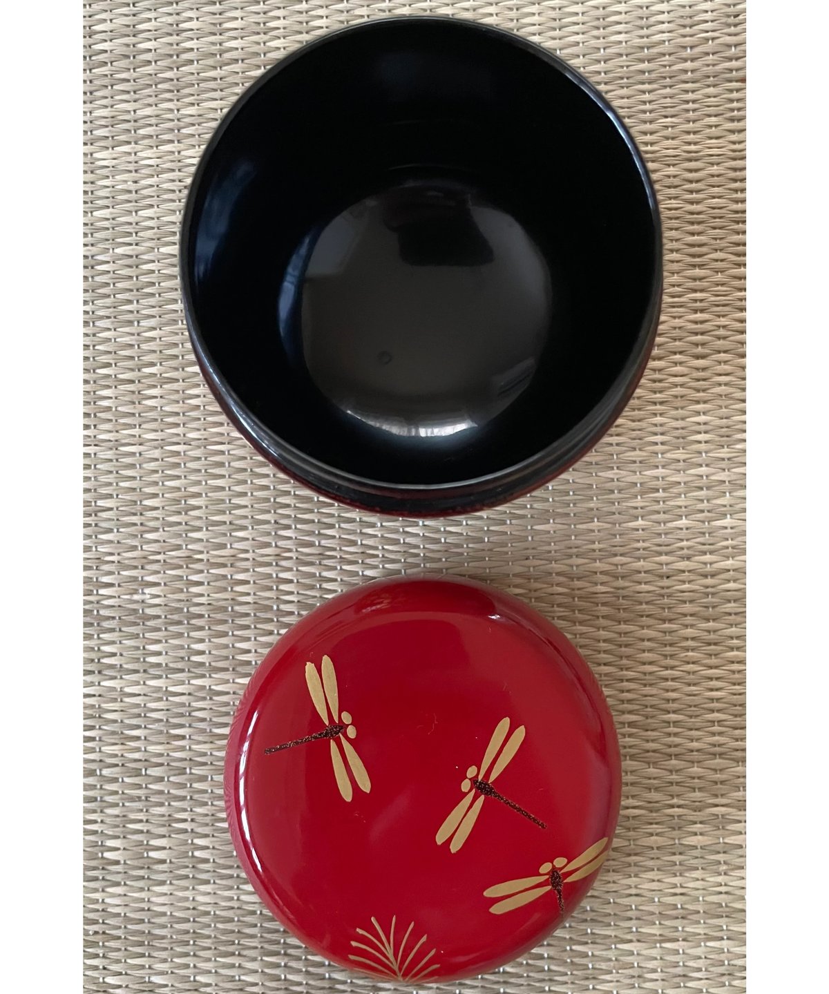 木製 漆塗り】トンボ秋草（芒とハギ）絵図 蒔絵 中棗赤 | ginyoudo