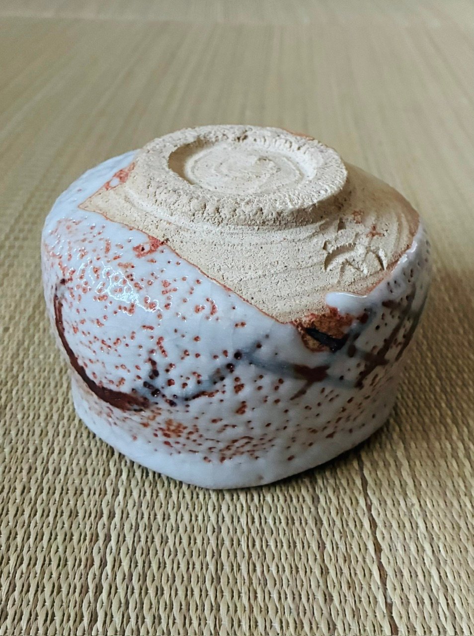 s640　水野古麦　紅志野　茶碗　共箱 美品】瀬戸 拝土窯 水野古麦造 志野茶碗 絵志野茶碗 | ginyoudo
