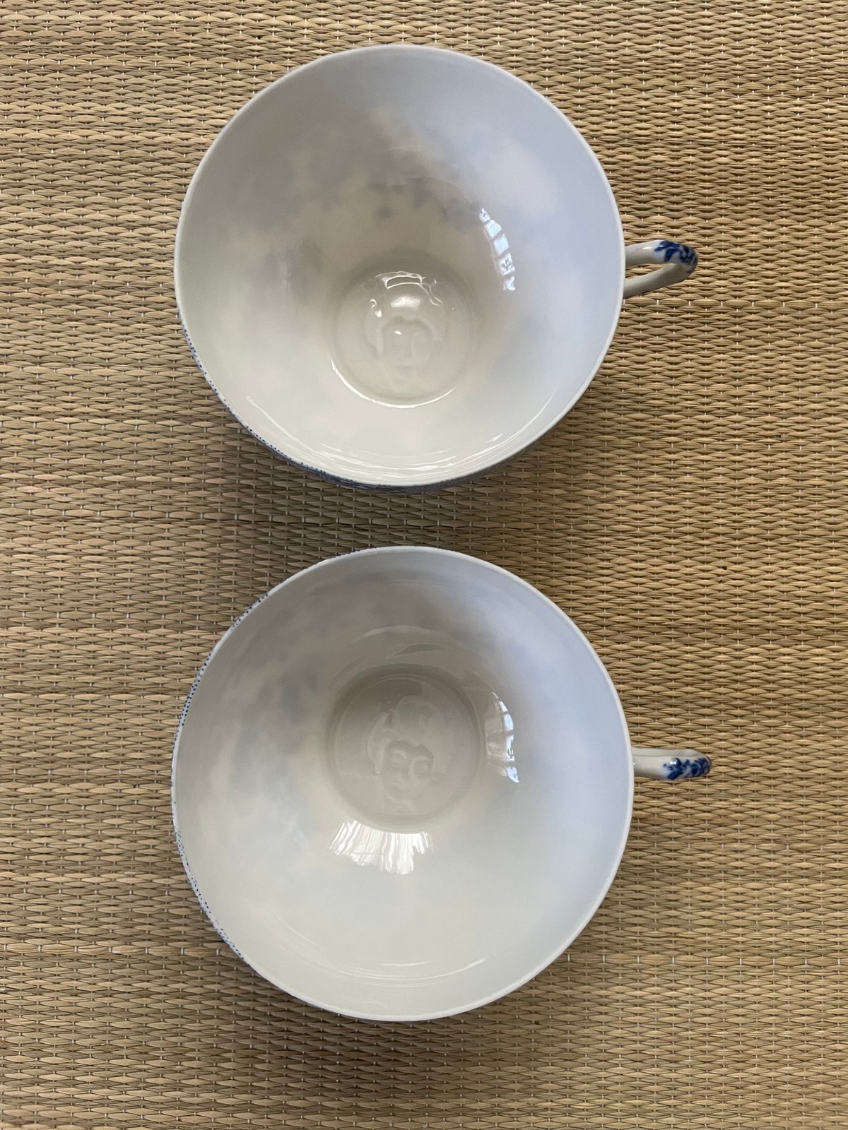 美品 同柄2客セット】日本特製 透かし芸者文様 エッグシェル 卵殻手