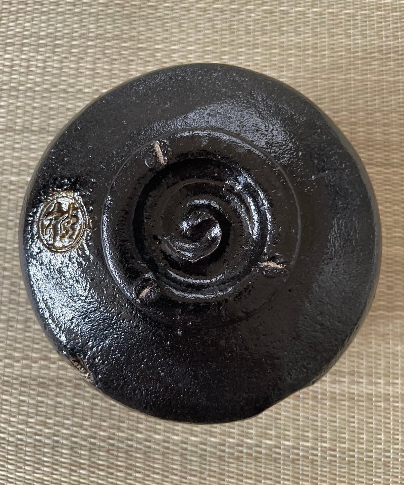 古い 楽焼 楽茶碗 黒楽 茶碗 楽印 木箱入り 古い 楽焼 楽茶碗 黒楽 茶碗 楽印 木箱入り 茶道具 楽茶碗（らくちゃ