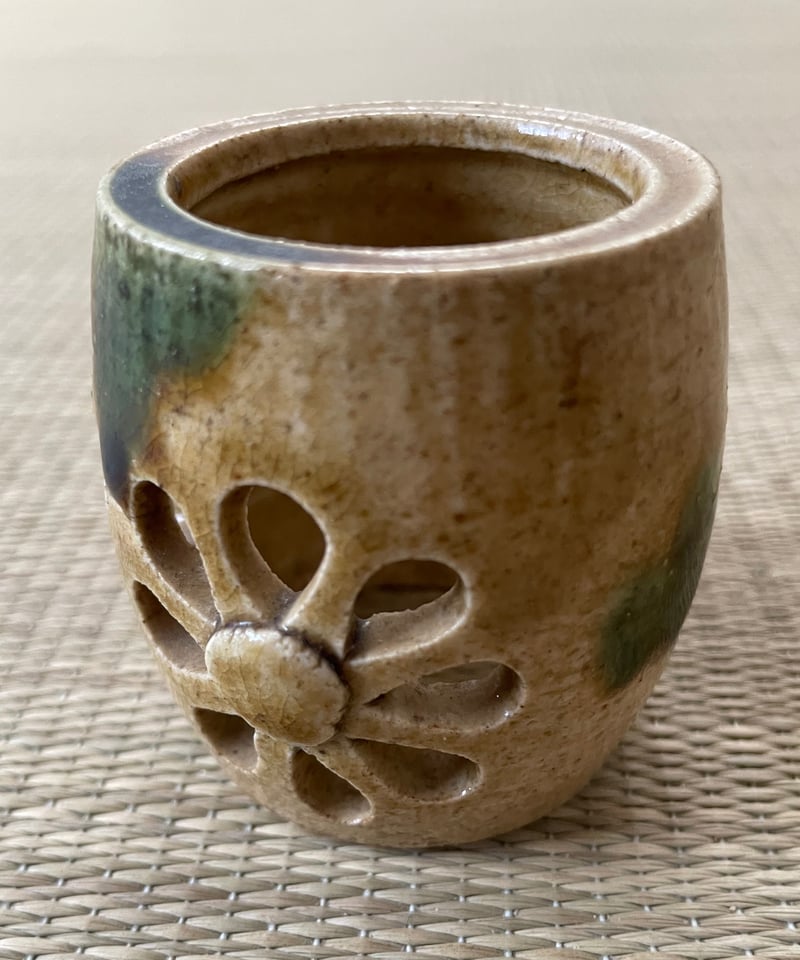 在銘 美品】山口茂造 菊 透かし 黄瀬戸 蓋置 茶道具 | ginyoudo