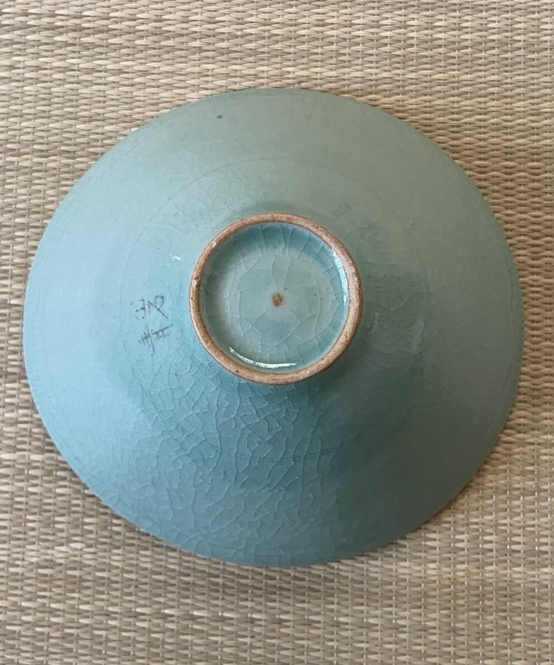 美品 桐共箱付】沙音窯 松月 金鐘浩造 高麗青磁 平茶碗 | ginyoudo