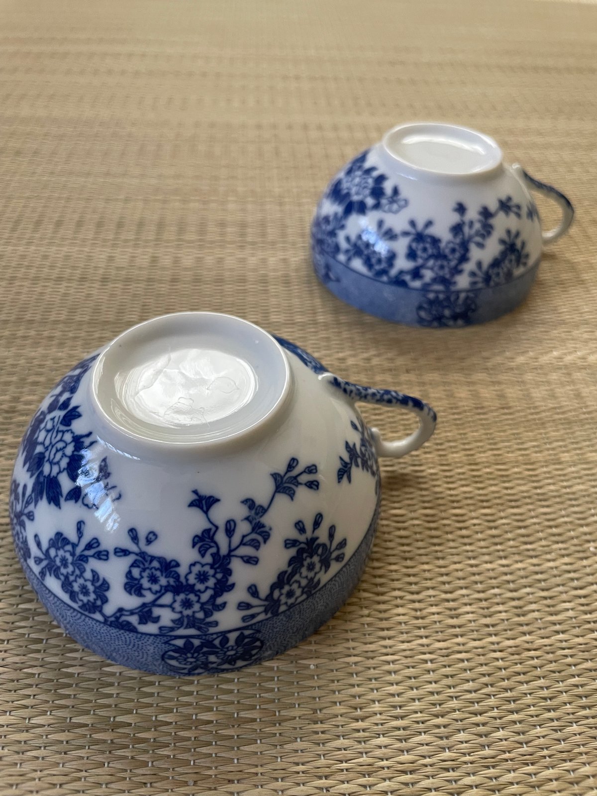 美品 同柄2客セット】日本特製 透かし芸者文様 エッグシェル 卵殻手