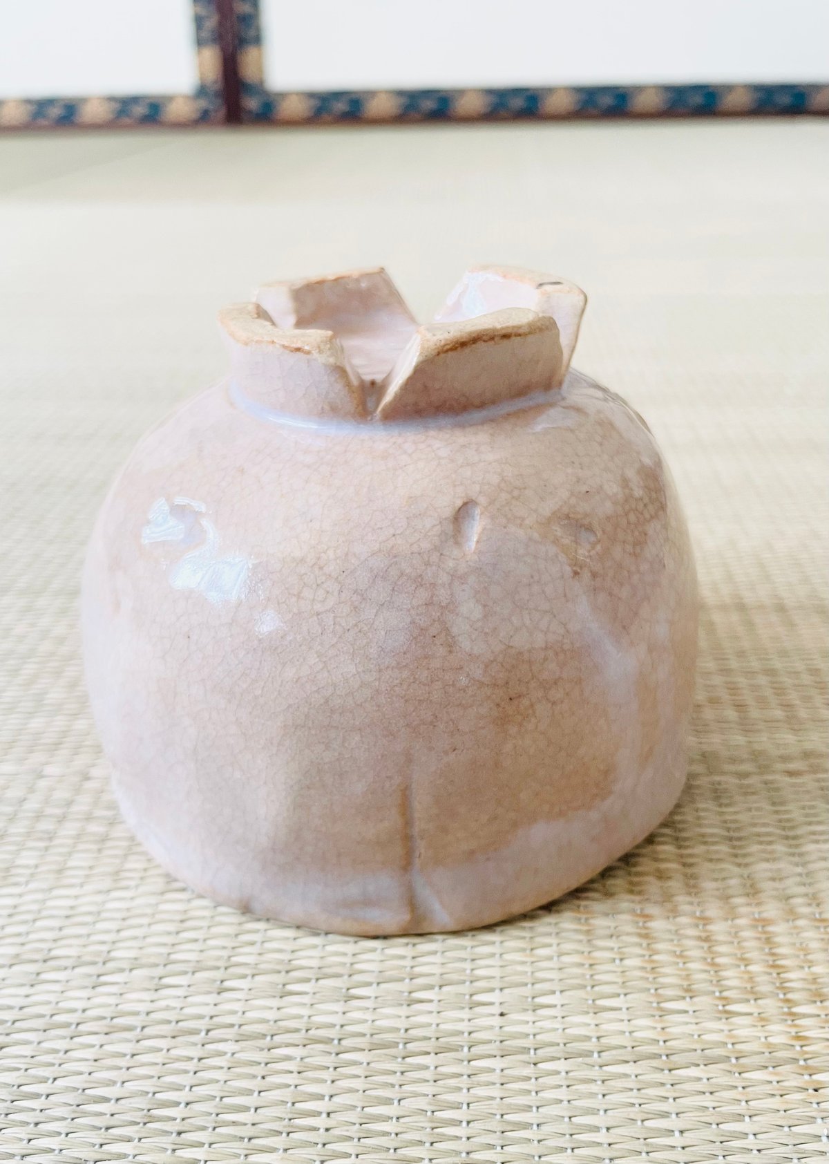 茶碗□魂の宿る割高台 古萩時代物小服茶碗 貫入の極み 萩
