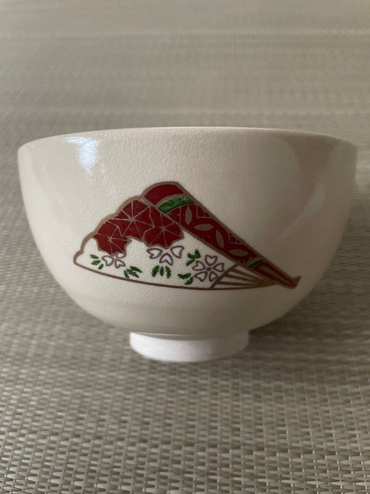 在銘】昌山造 茶箱用 扇面に藤 牡丹 京焼 抹茶碗 | ginyoudo