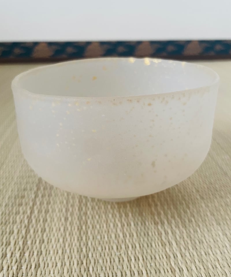 桐共箱 ウコン布付】日展作家 上野良樹造 硝子茶碗 磨りガラス 金砂子
