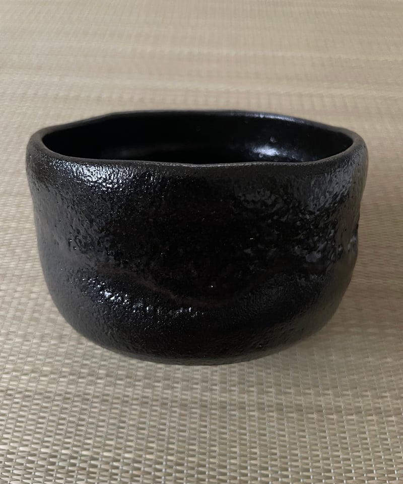 古い 楽焼 楽茶碗 黒楽 茶碗 楽印 木箱入り 古い 楽焼 楽茶碗 黒楽 茶碗 楽印 木箱入り