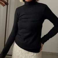 Thin  turtle knit