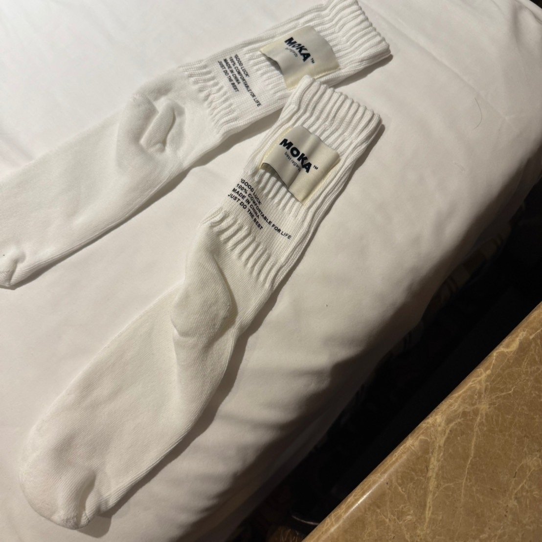 MOKA tag SOCKS white | MOKA