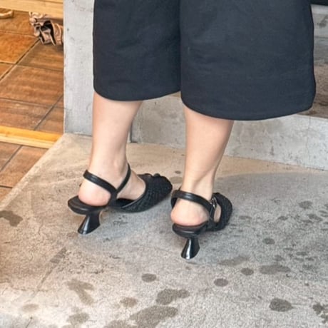 raffia sandal