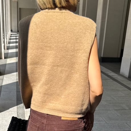 knit vest “soft”