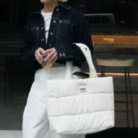 Water-repellent quilt bag