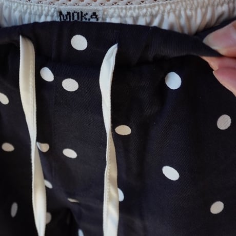 dot layered bottom