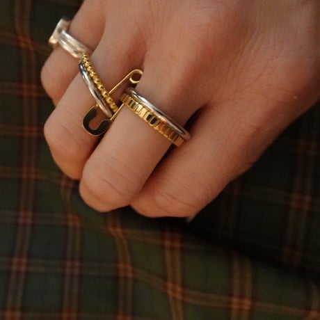 Quadruplet  ring