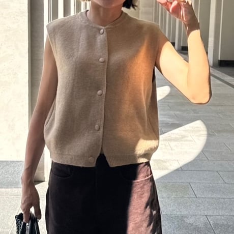 knit vest “soft”
