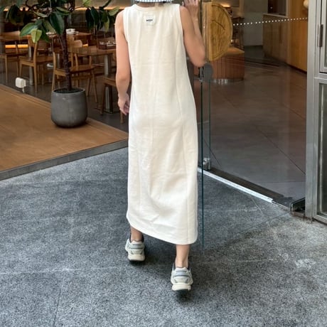 MOKAtag sleeveless onepiece