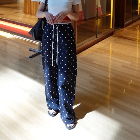 dot layered bottom