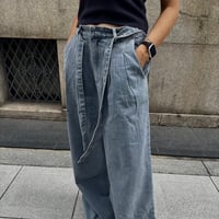 Turn-up denim