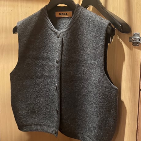 knit vest “soft”