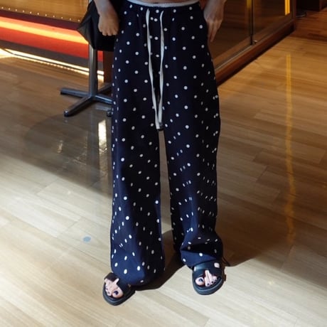dot layered bottom