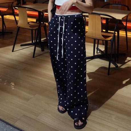 dot layered bottom
