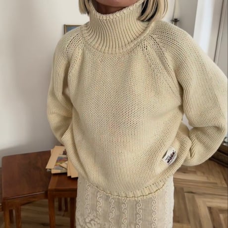 low gauge knit