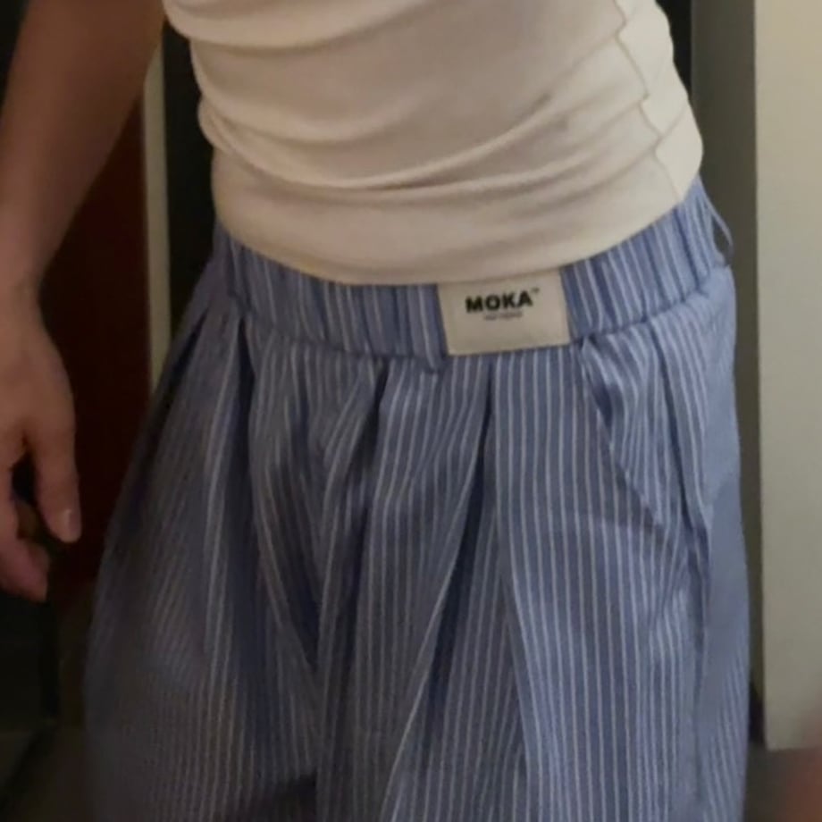 69816566bc017d3d58b0e3df