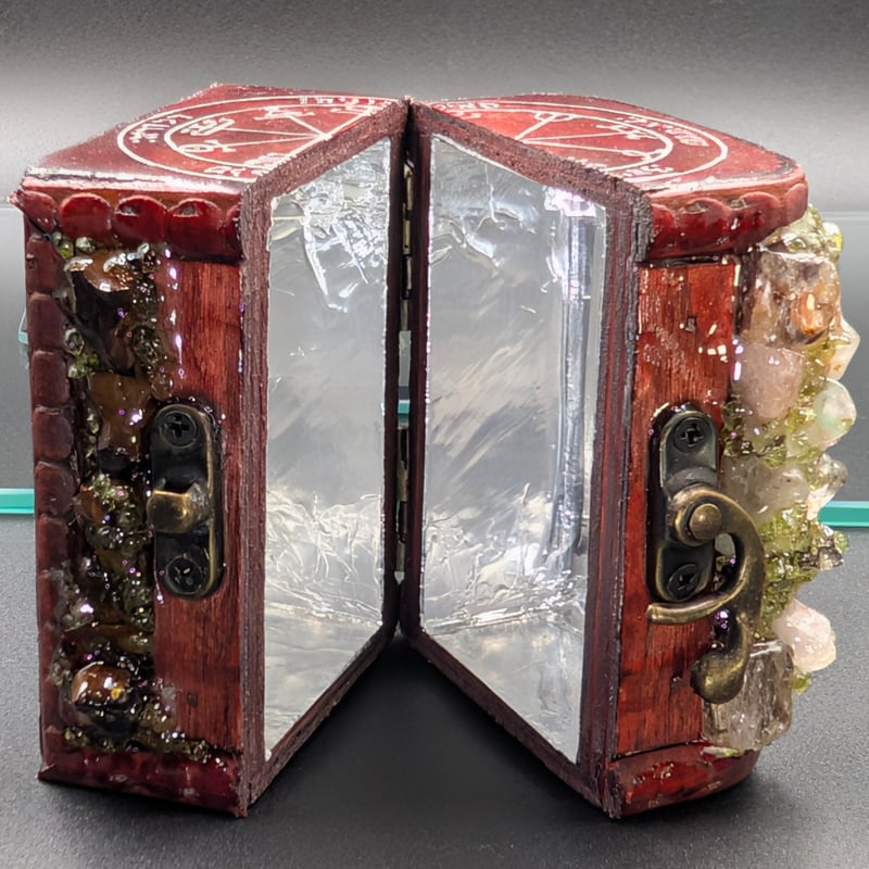 1点物】 ソロモン王の鍵 護符魔術オルゴンボックス 〜日曜日照応・太陽