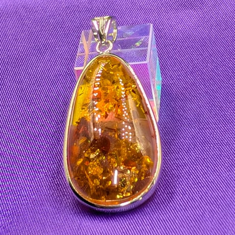 琥珀ペンダント | STORES