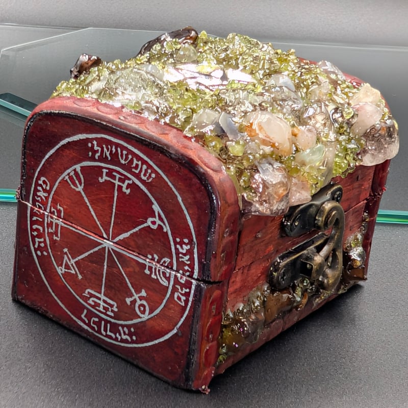 【1点物】 ソロモン王の鍵 護符魔術オルゴンボックス 〜日曜日照応・太陽護符〜 1点物】 ソロモン王の鍵 護符魔術オルゴンボックス 〜日曜日照応